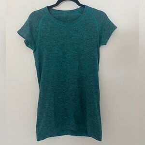 Lululemon swiftly tech short sleeve
